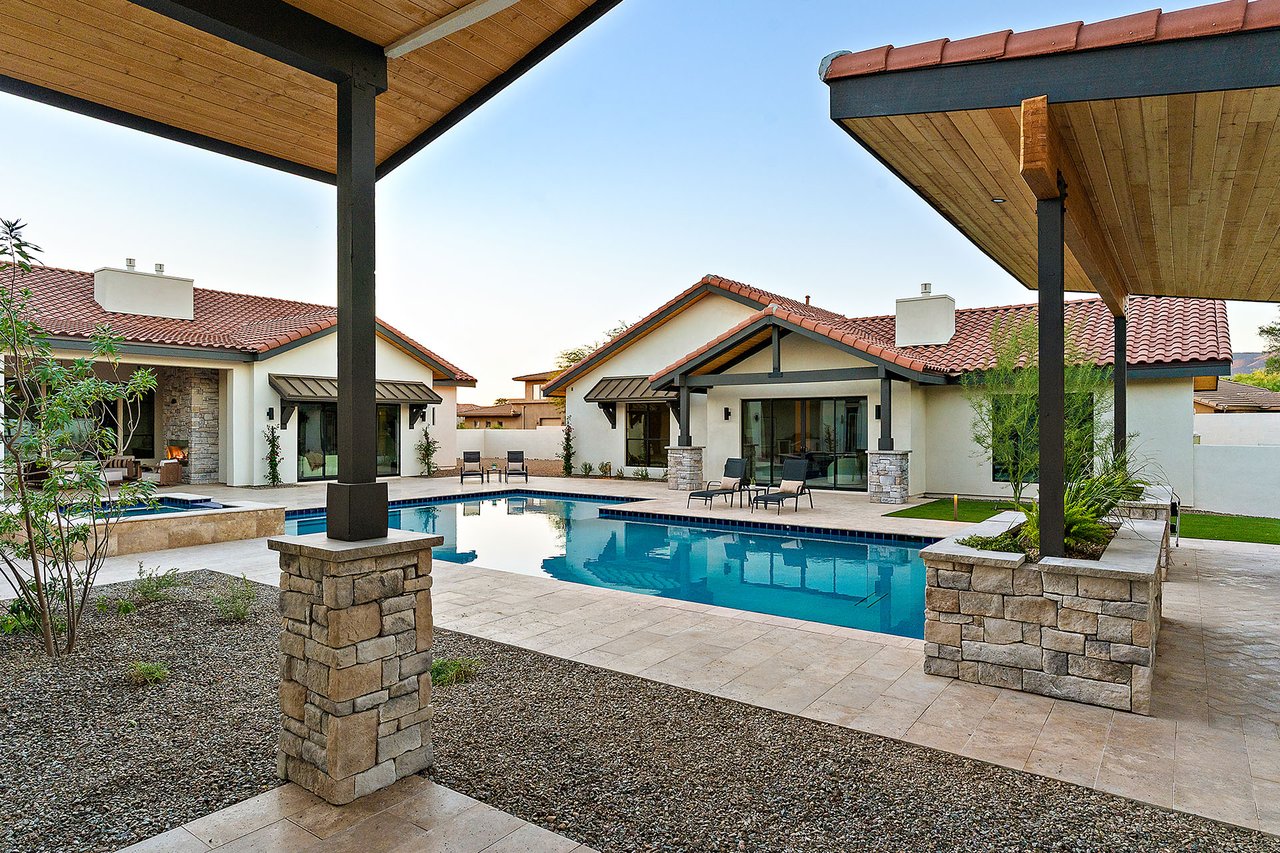 12612 E MOUNTAIN VIEW Road
