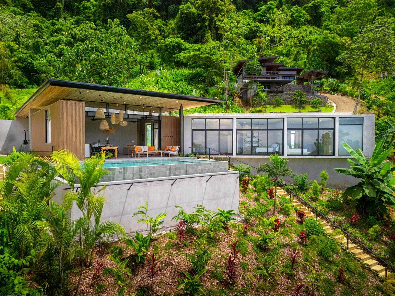 Casa La Artista - Sleek Modern Retreat with Ocean & Mountain Views in Ojochal