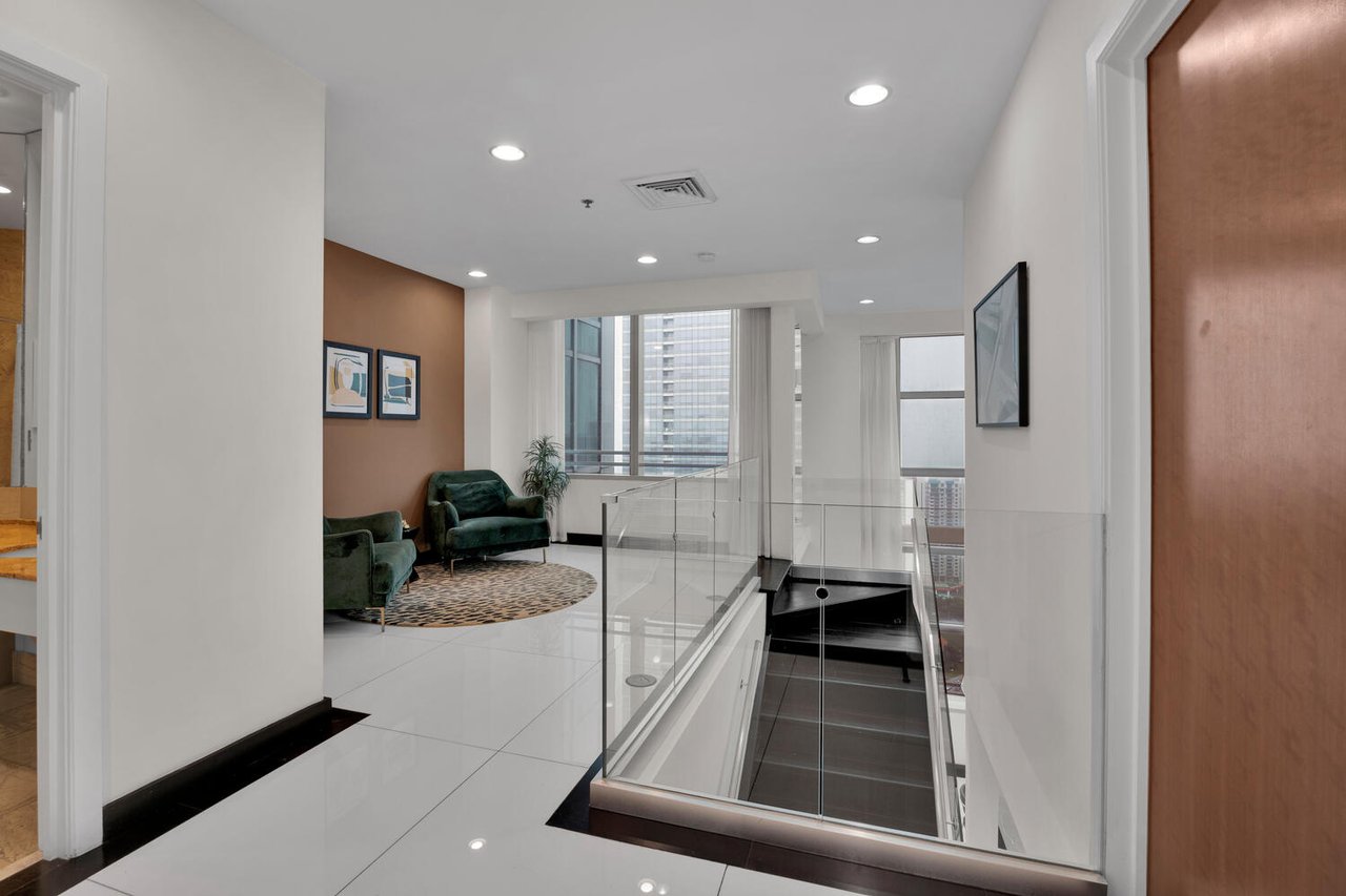 Luxury Penthouse for Lease in Brickell