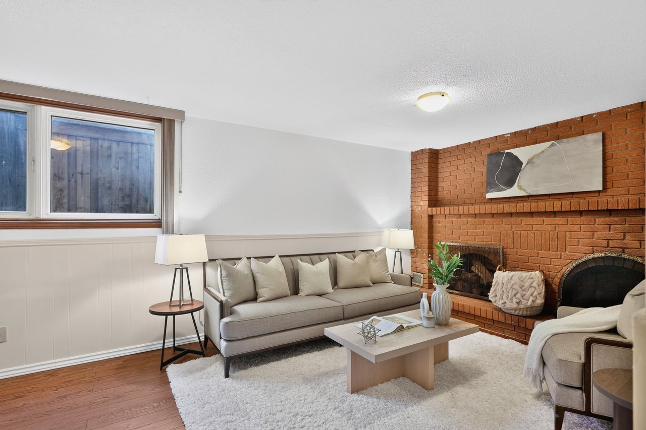 2389 Frayne Crt