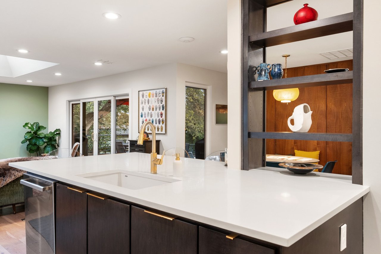 Balcones Mid-Century Modern Retreat