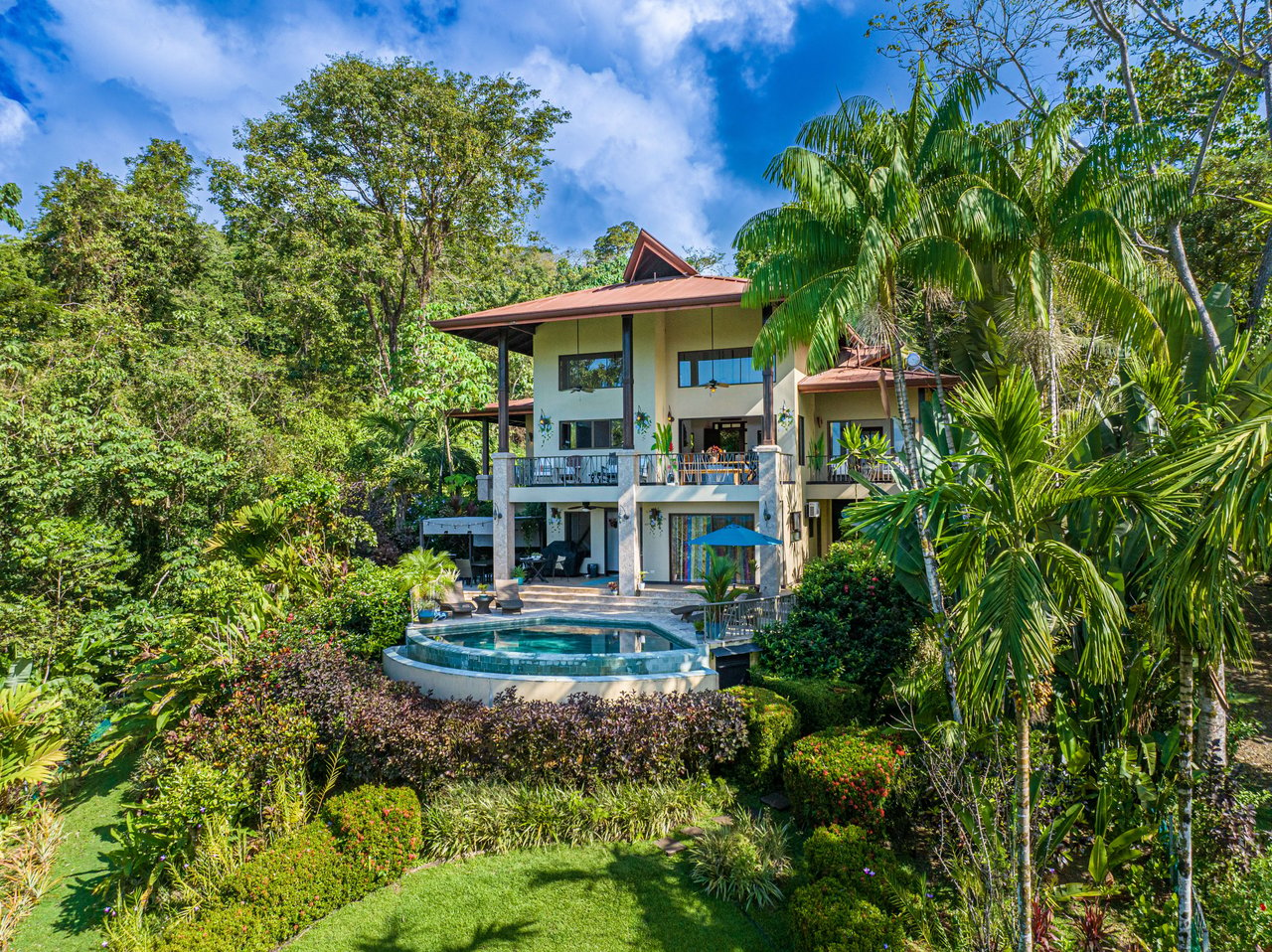 Luxurious Coastal Retreat with Ocean Views in Uvita, Costa Rica