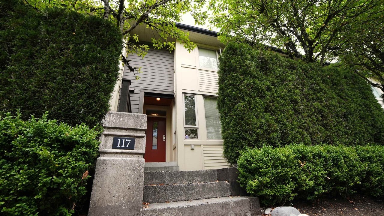 117-9229 University Cres