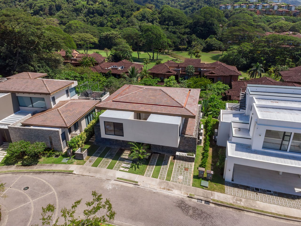 Tropical Modern Coastal Estate, Los Suenos, Puntarenas