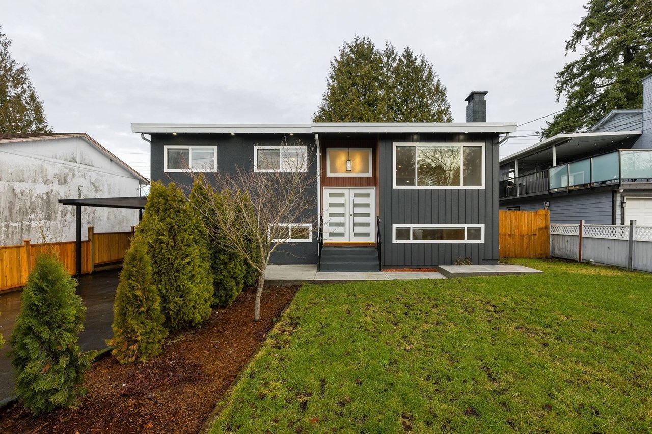 11443 87 Ave