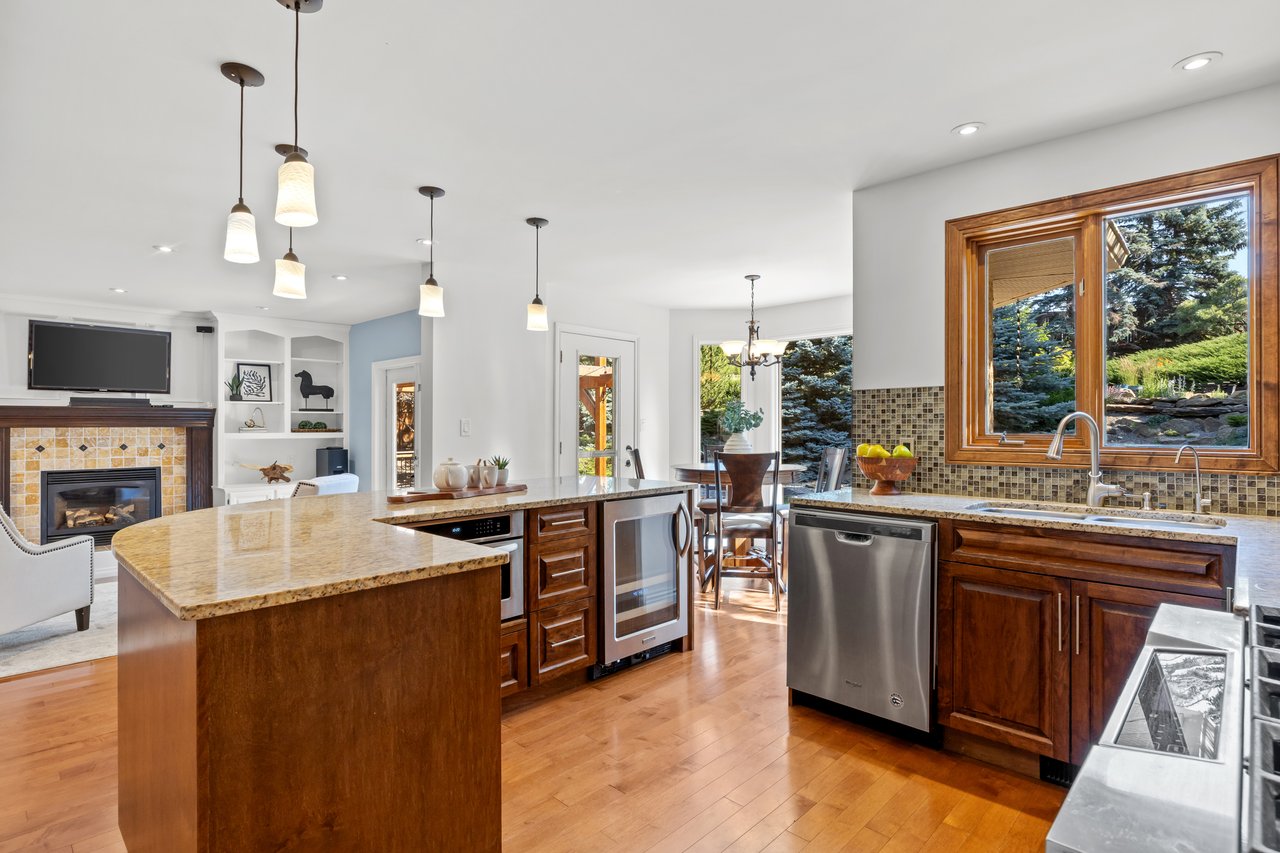 138 Scimitar Bay NW