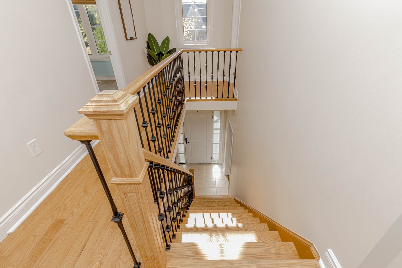 7108 Gablehurst Crescent