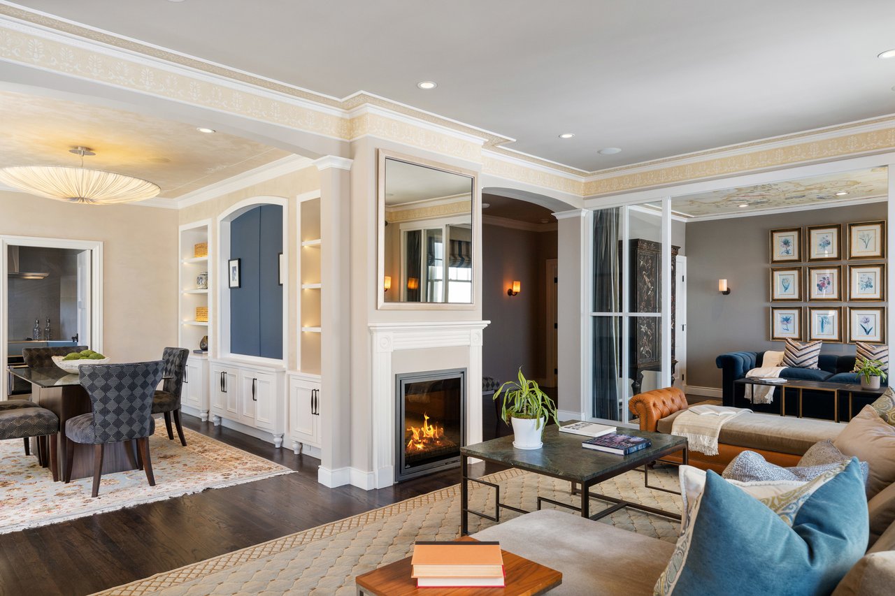 High-Floor Terrace Views Atop Nob Hill