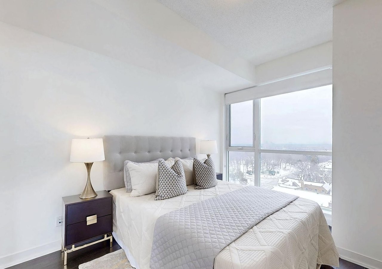 1830 Bloor St W Unit: 1115