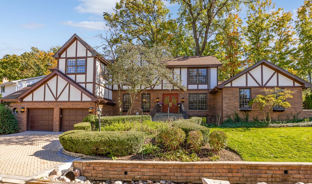 1330 Maple Avenue Downers Grove Il Us 60515 Mrd12787786