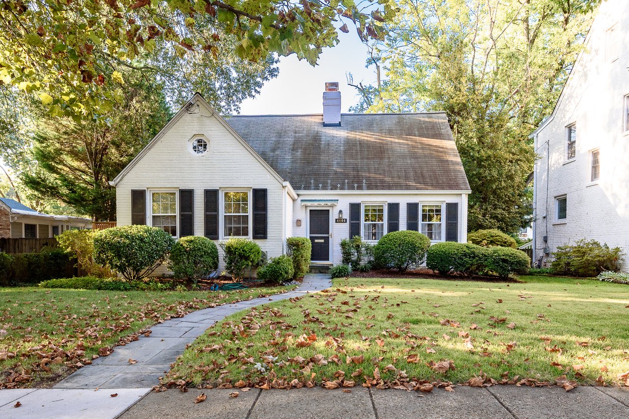 4806 Albemarle St NW