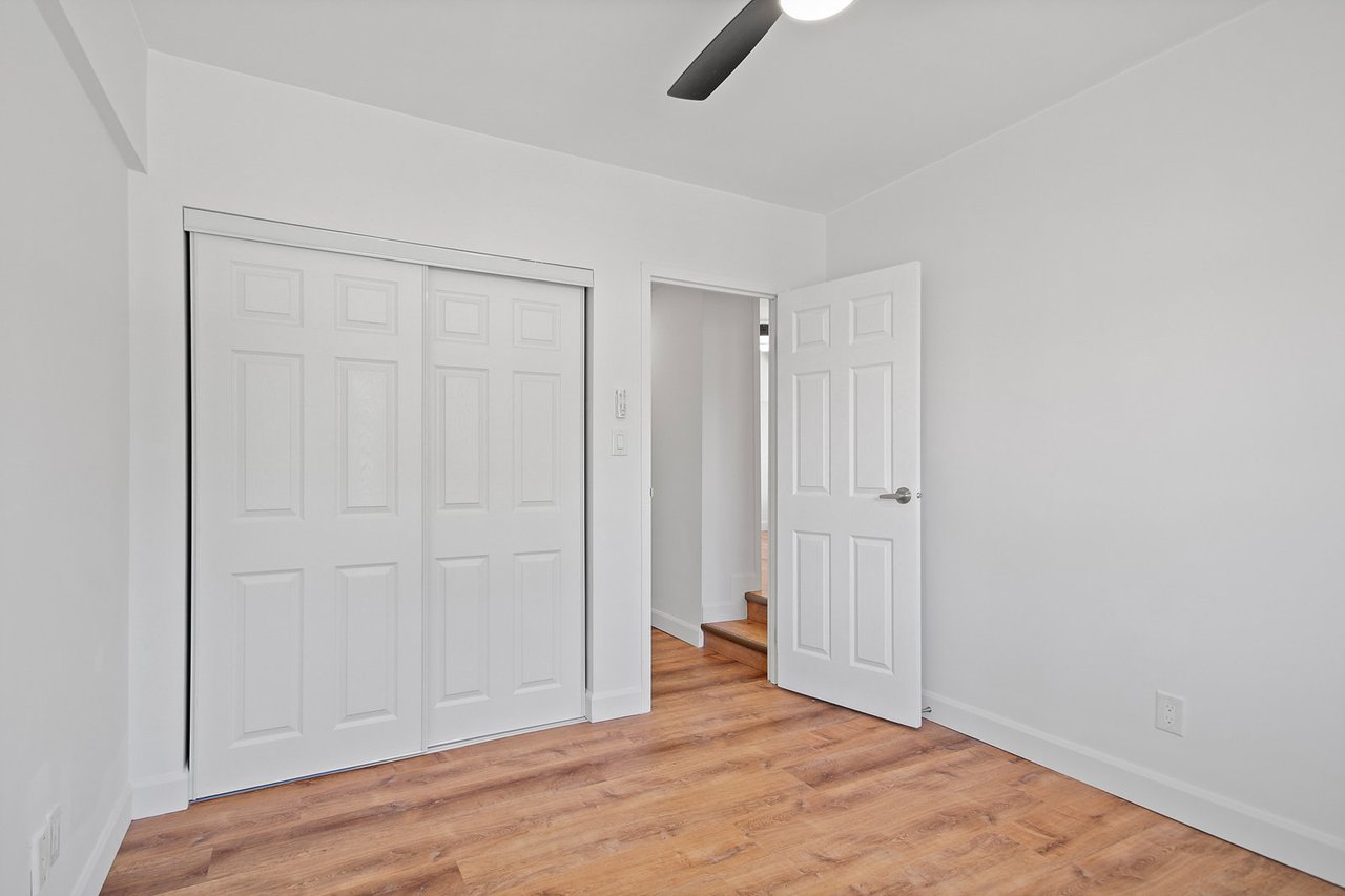 1328 Gerrard Street E Unit: 203