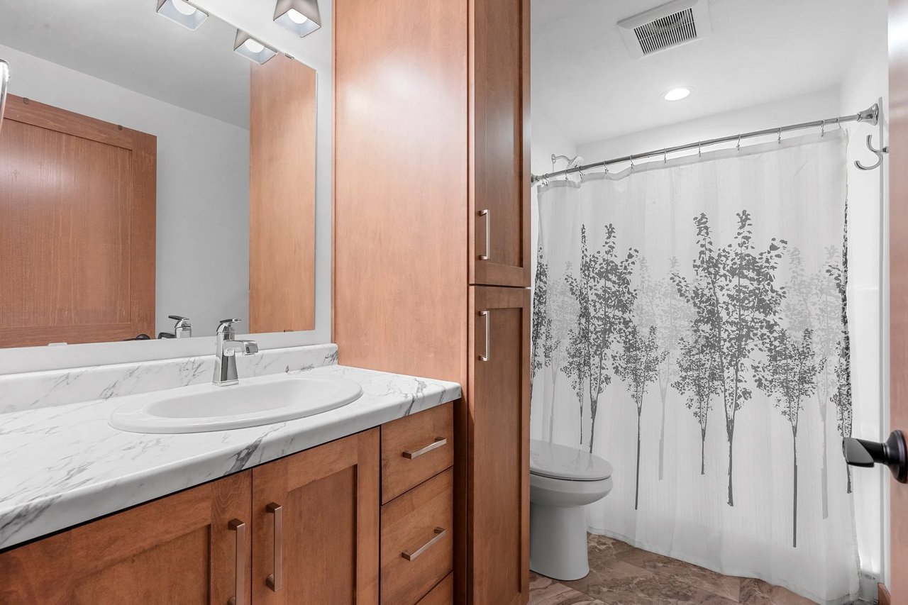 Ellis Hills - Howard Condo