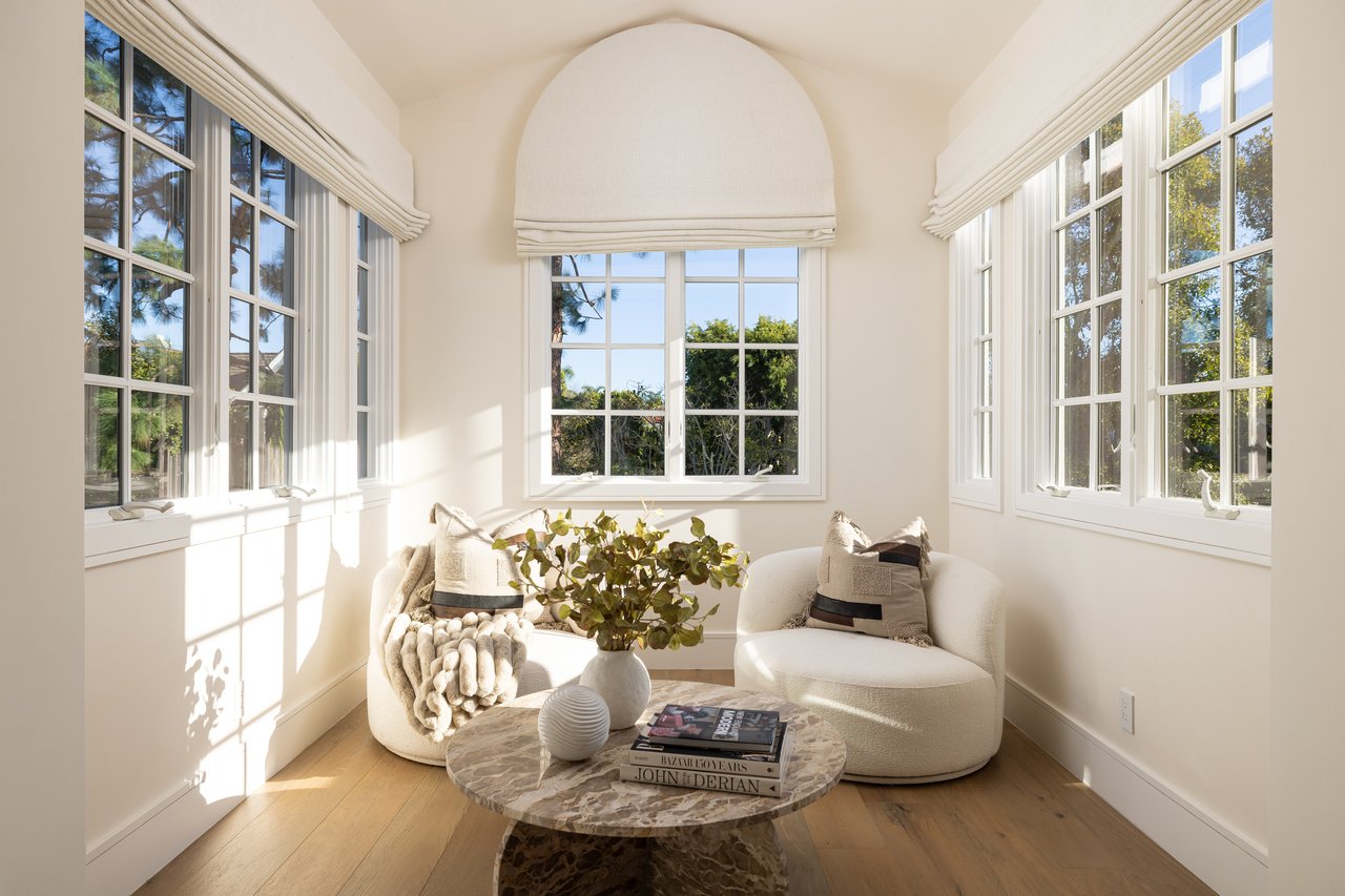 8 Gleneagles Drive