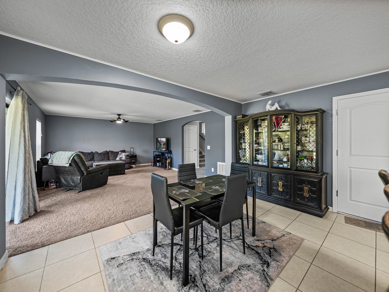 5660 Elsinore Way