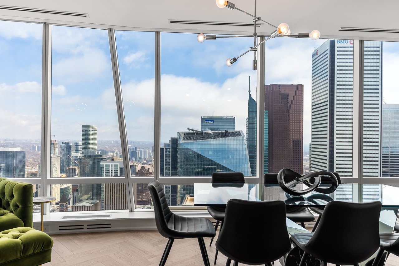 Suite 5804- 180 University Avenue