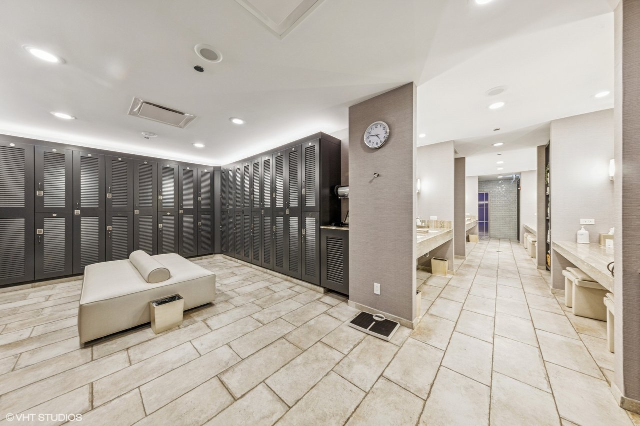 401 N Wabash Ave Unit 63D