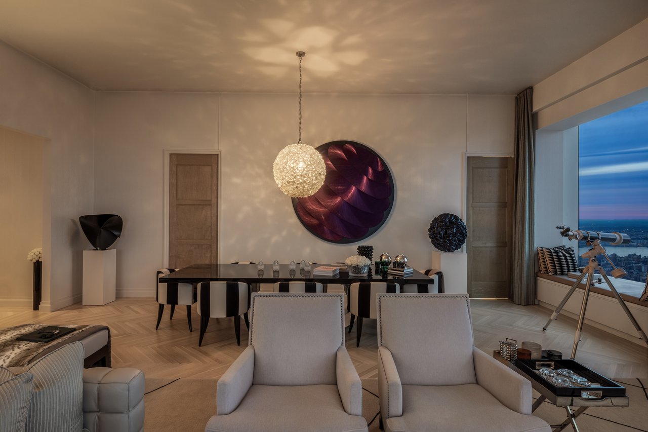 Residence 69, New York