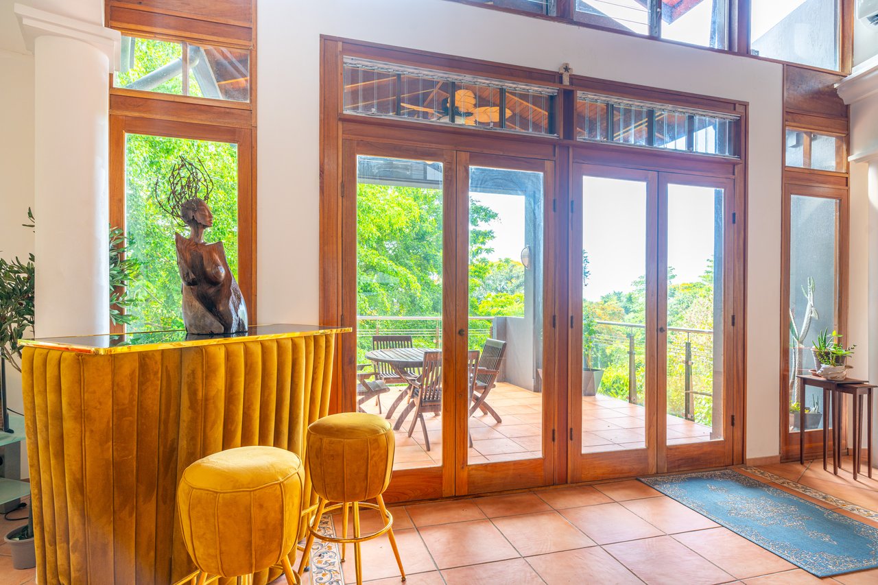 VILLA TURQUESA – MAJESTIC OASIS, CLOSE TO THE BEACH AND WILDLIFE – 1.92 ACRES