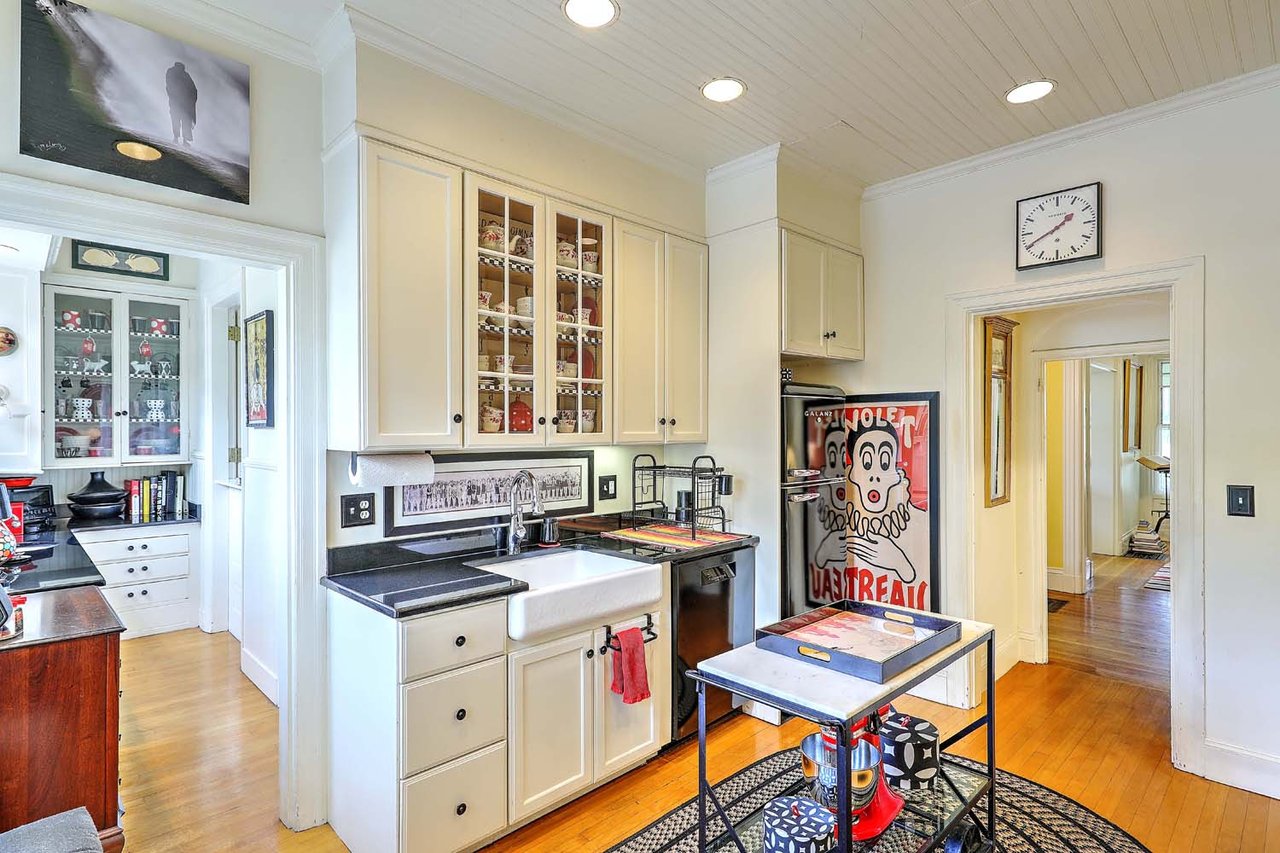 26 Diman Place