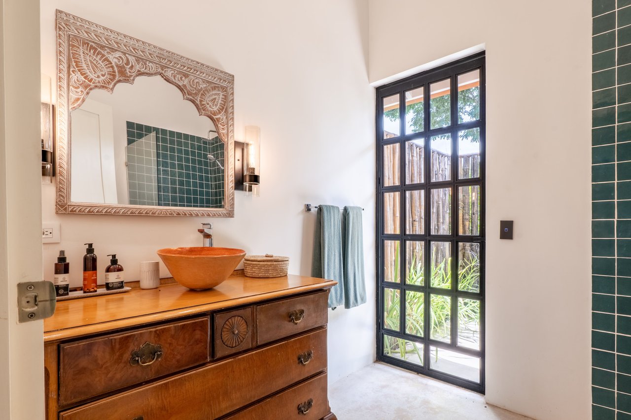 Chakra Bohemian Retreat / Las Delicias, Montezuma , Cóbano
