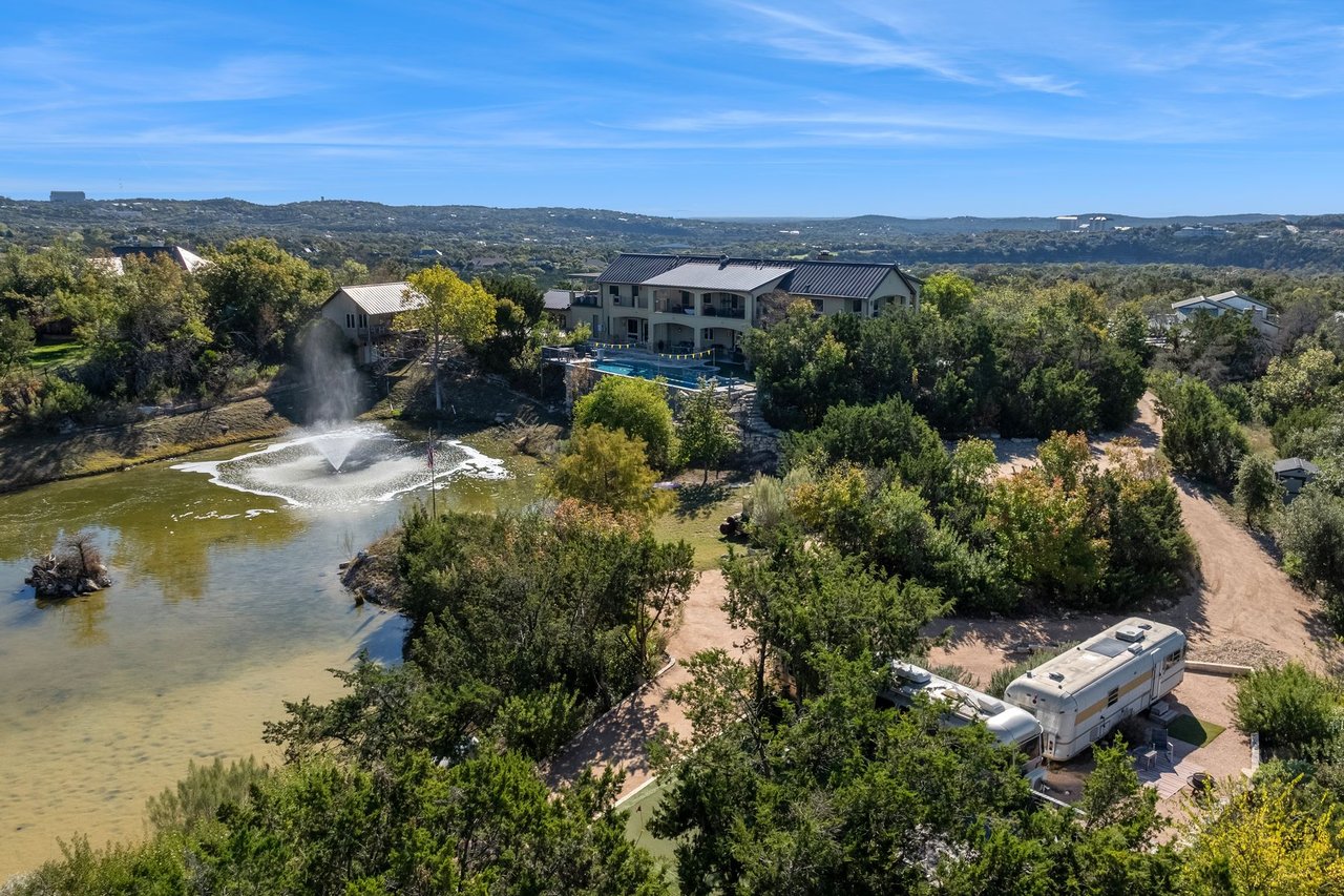 The Retreat at Crystal Creek