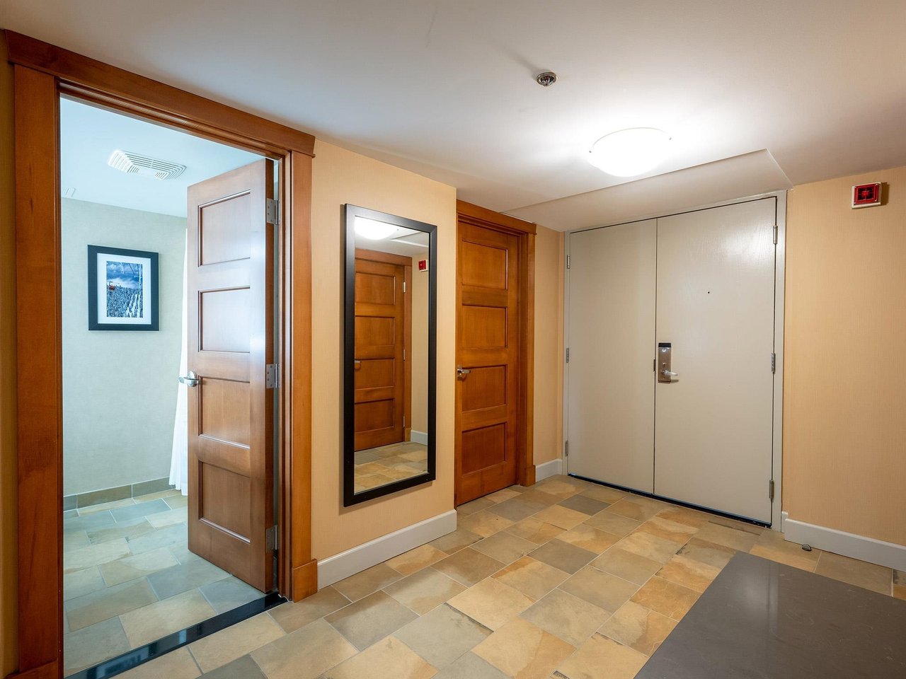 633-4050 Whistler Way, Whistler