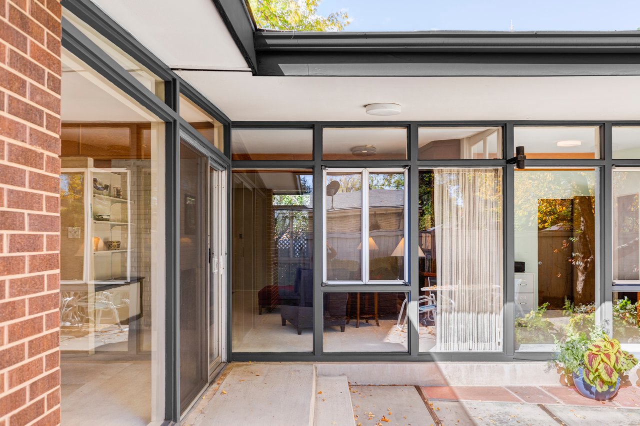 The Lipstein House