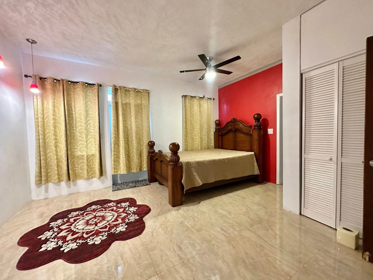 1047 Carrot Bay 3 Bedroom Apartment