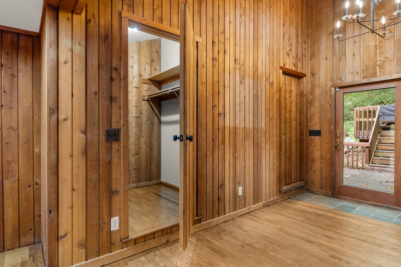 158 Buffalo Hollow Rd