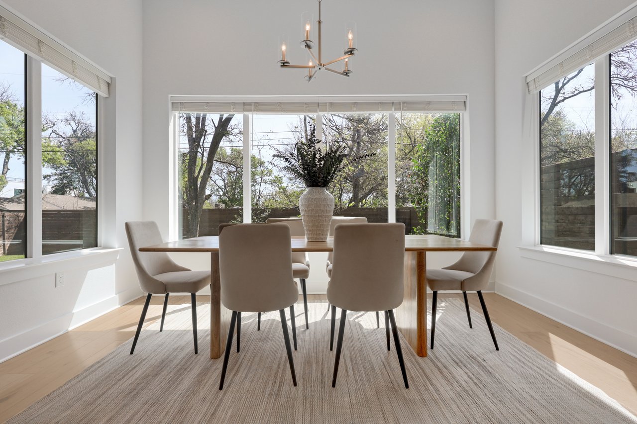 4011 Independent WAY