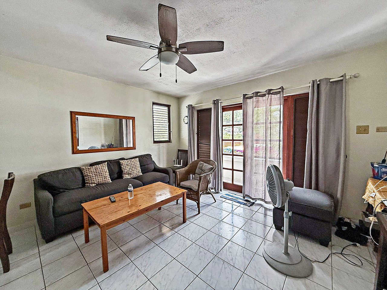 1058 Road Town 1 Bedroom Apartment