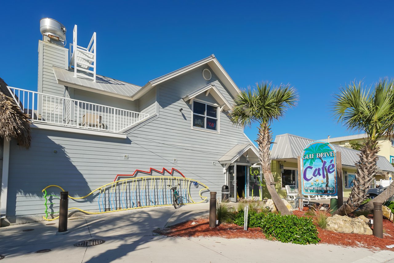 2206 Avenue A, Bradenton Beach, Florida