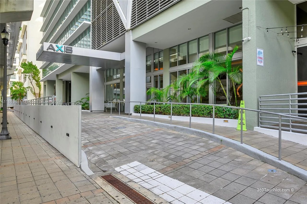 1111 SW 1st Ave, #3625-N