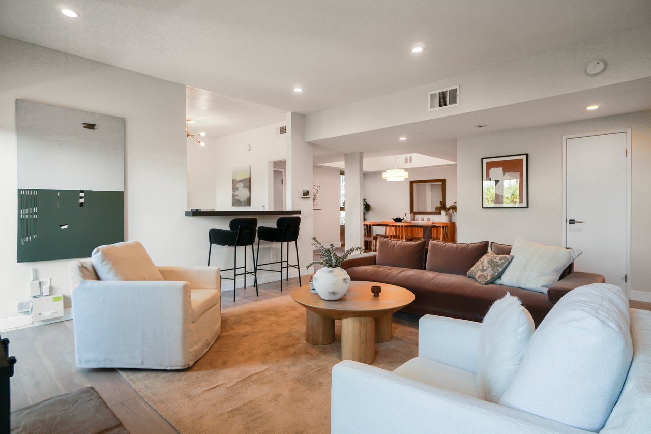 166 S Hayworth Ave APT 201, Los Angeles, CA 90048