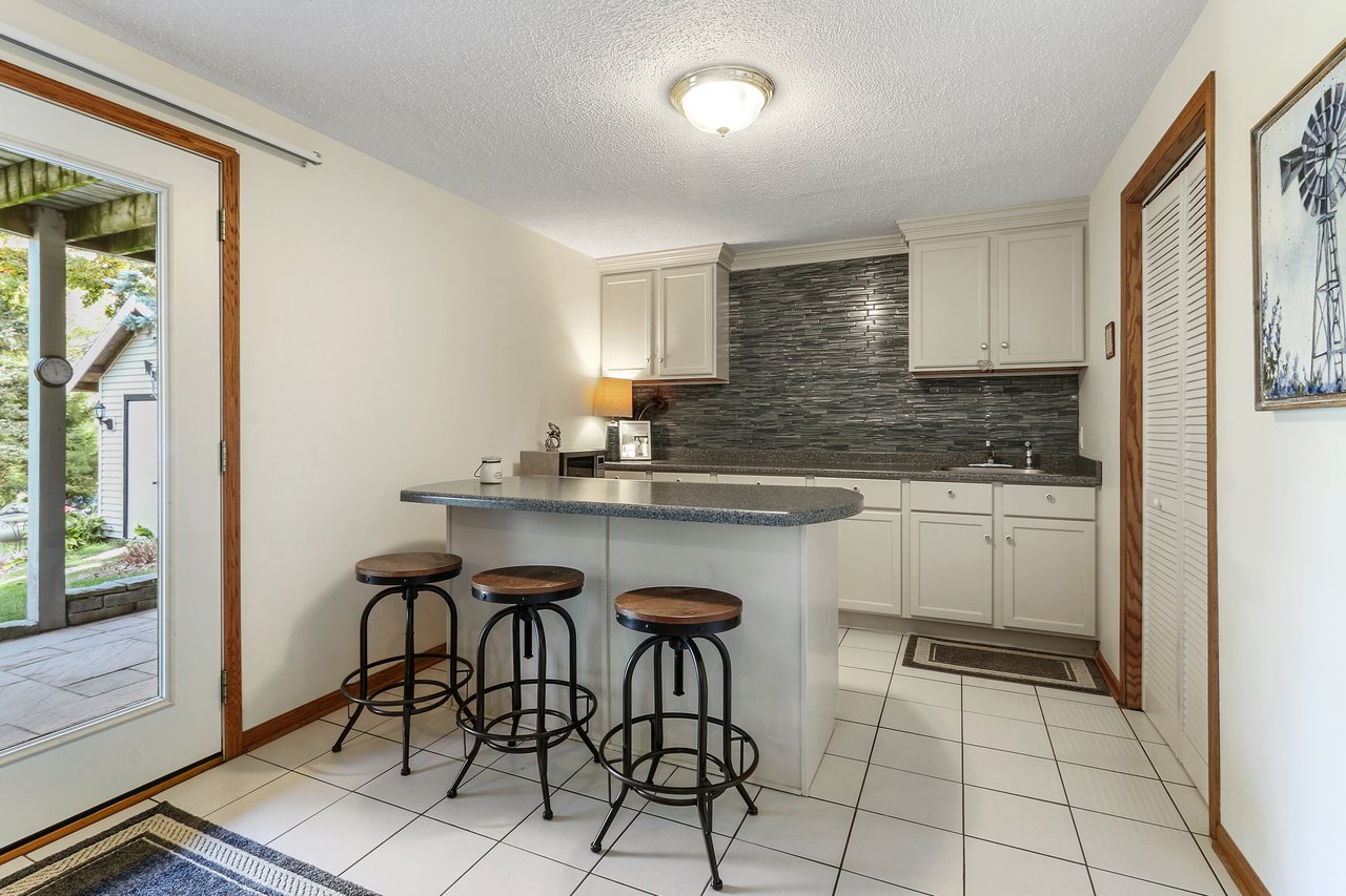 W5866 Bubbling Springs 