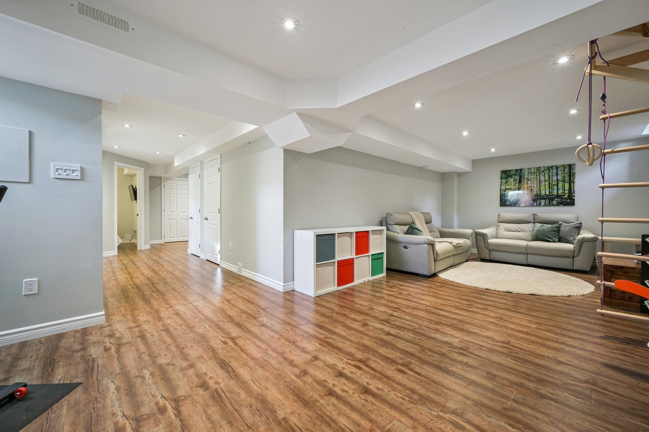 Sun-Filled Sophistication on a Rare Pie-Shaped Lot in West Oak Trails