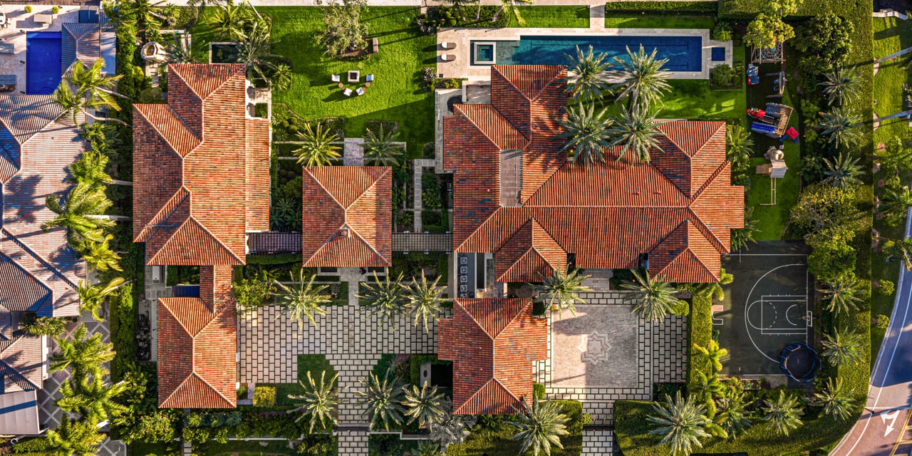 The Superrich Aren’t Just Buying Mansions—They Want the Entire Block