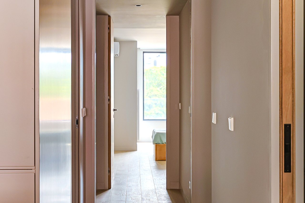 Stylish 2-Bedroom Apartment in the Heart of Lisbon with Exceptional Amenities