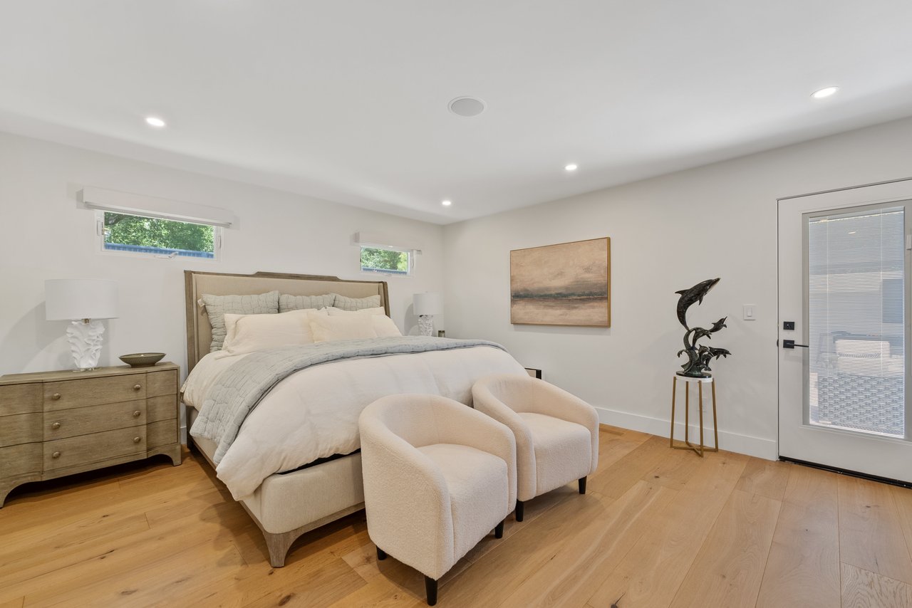 25865 N Mesa