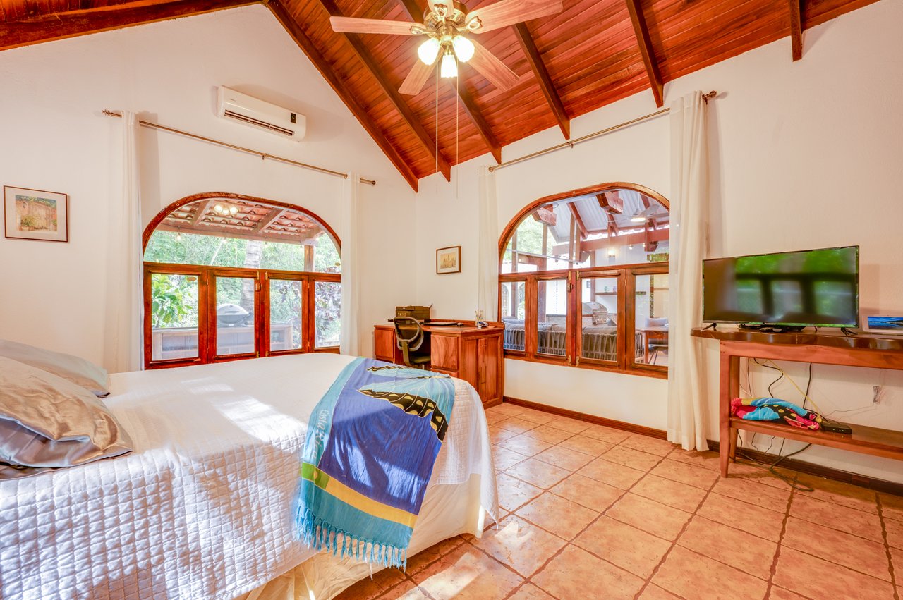Casa de Luz | 3BR Tropical Home with Pool & Rancho, Walk to Potrero Beach