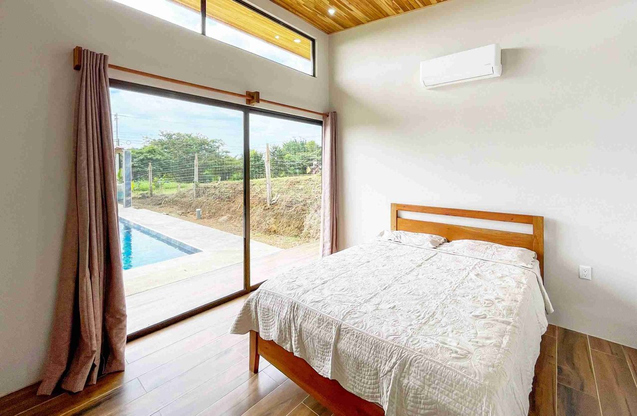 Brand-New Easy-Access 2-Bedroom Home with Big Pool & Peaceful Terraza on Calle Cascada in Ojochal Costa Rica