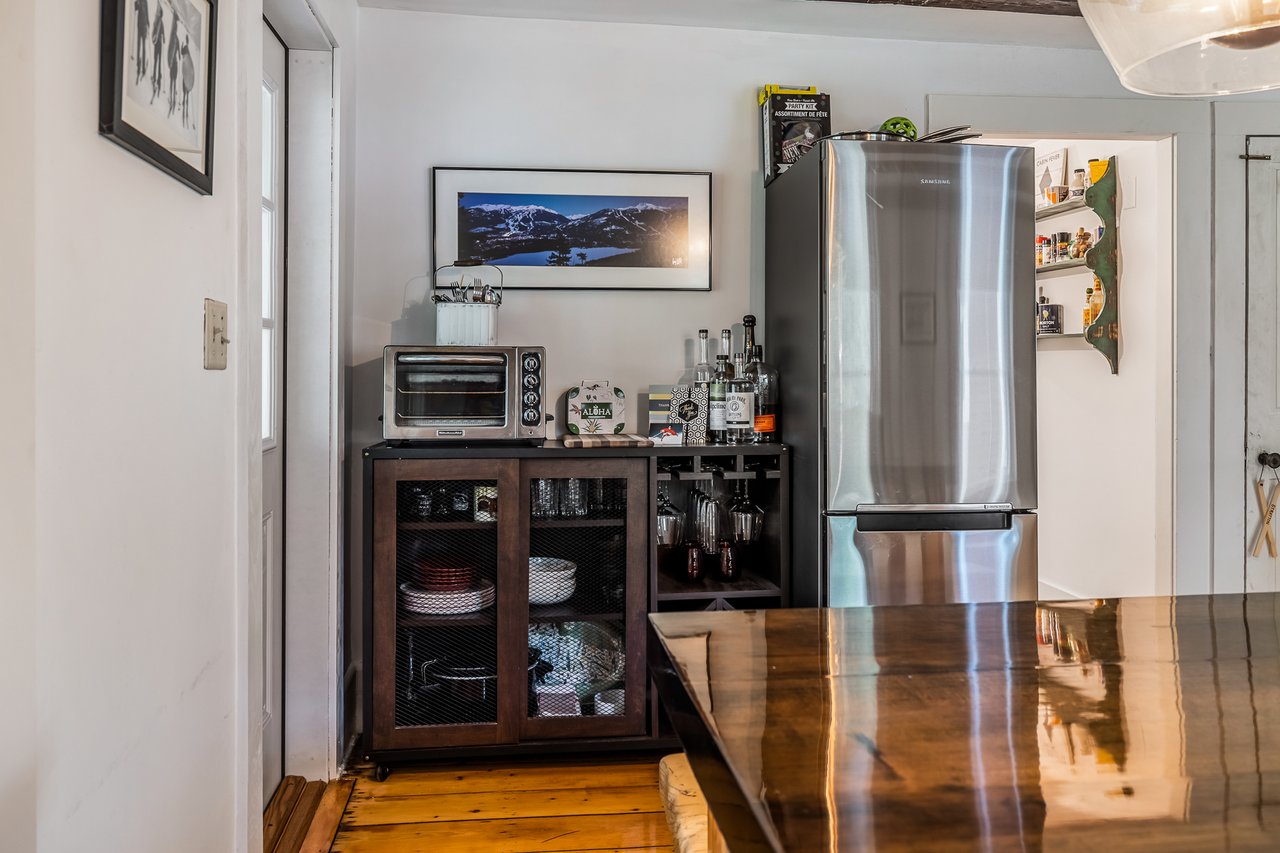 Old Farm 2 Bedroom Condo