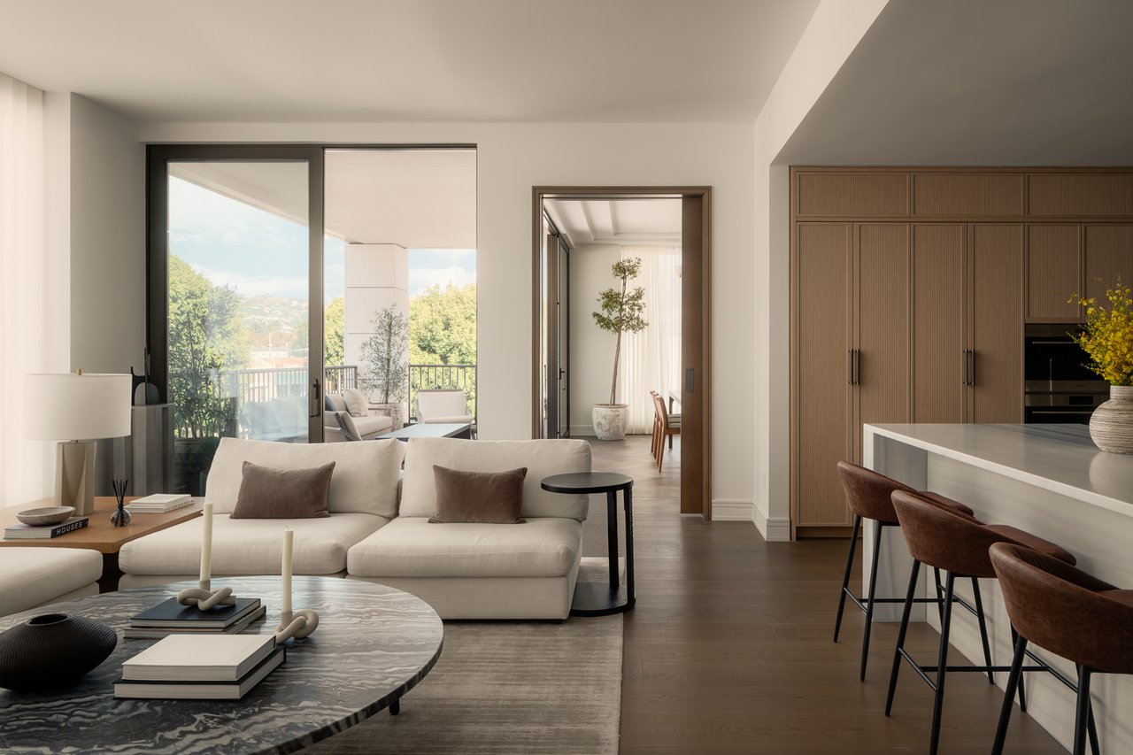 9900 S. Santa Monica Boulevard, No. 3A