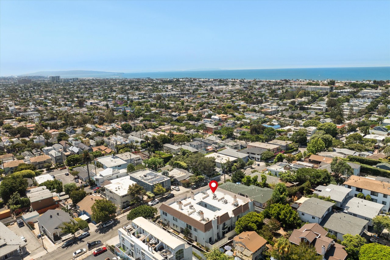 737 Pier Ave #1