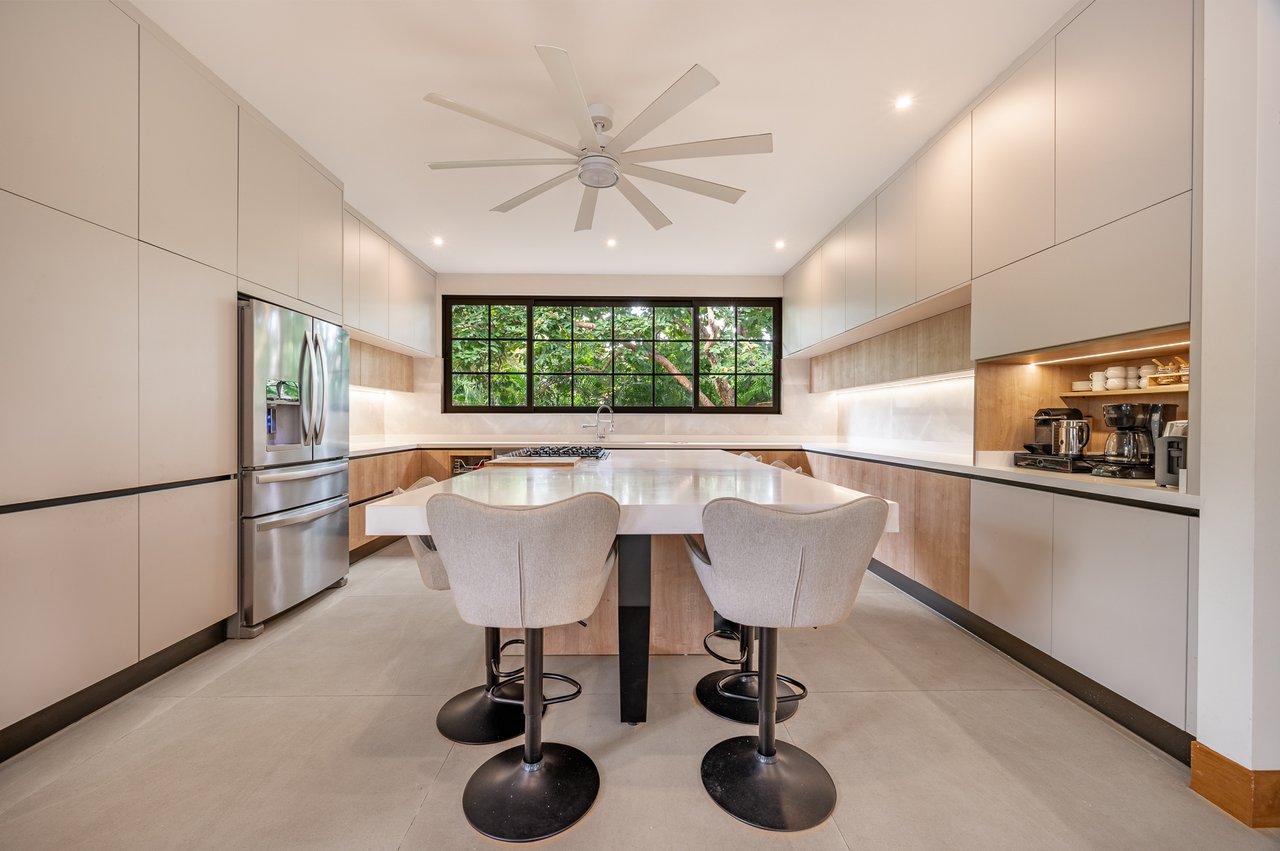 Casa Canto del Agua | Luxury 7-Bedroom Villa with Two Guest Apartments in Hacienda Pinilla’s Reserva de Golf