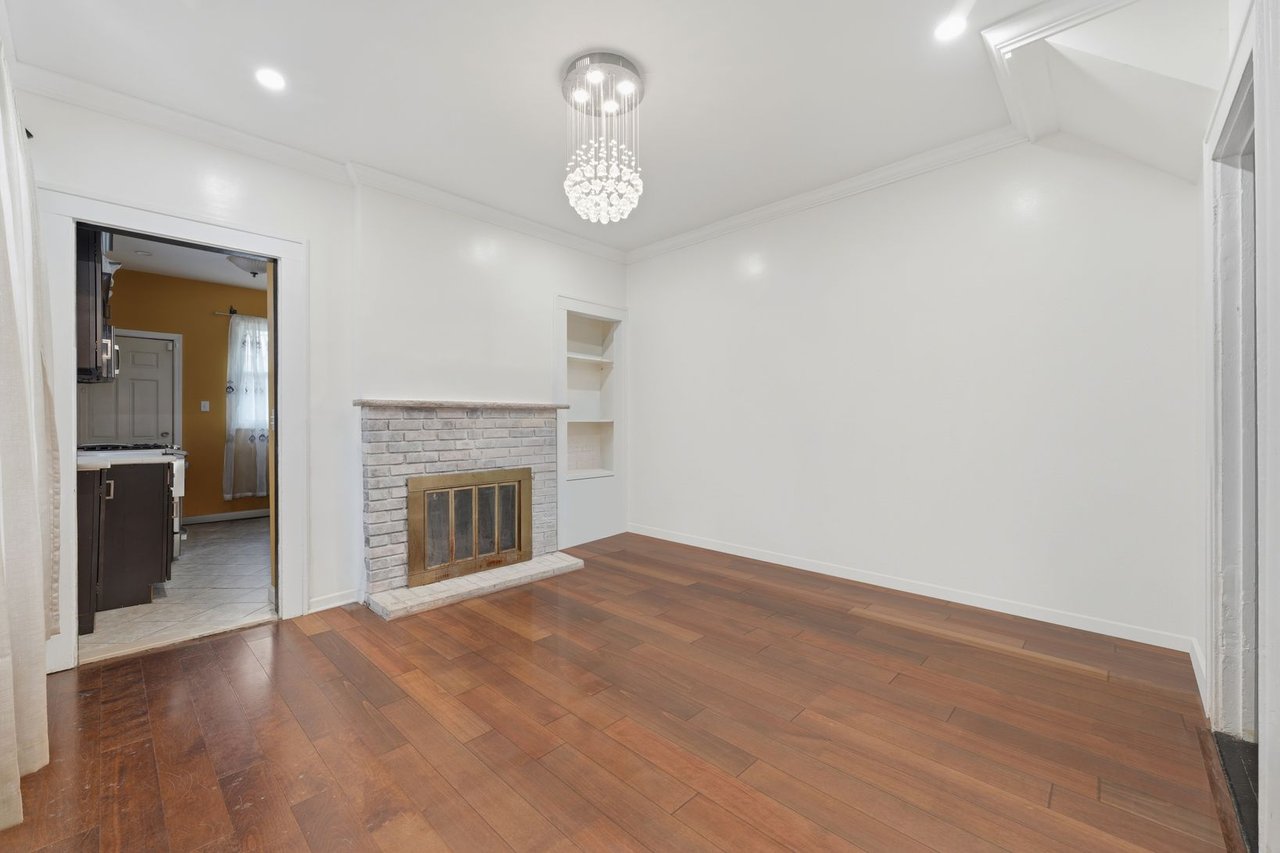 270 Snyder St, Orange, NJ 07050