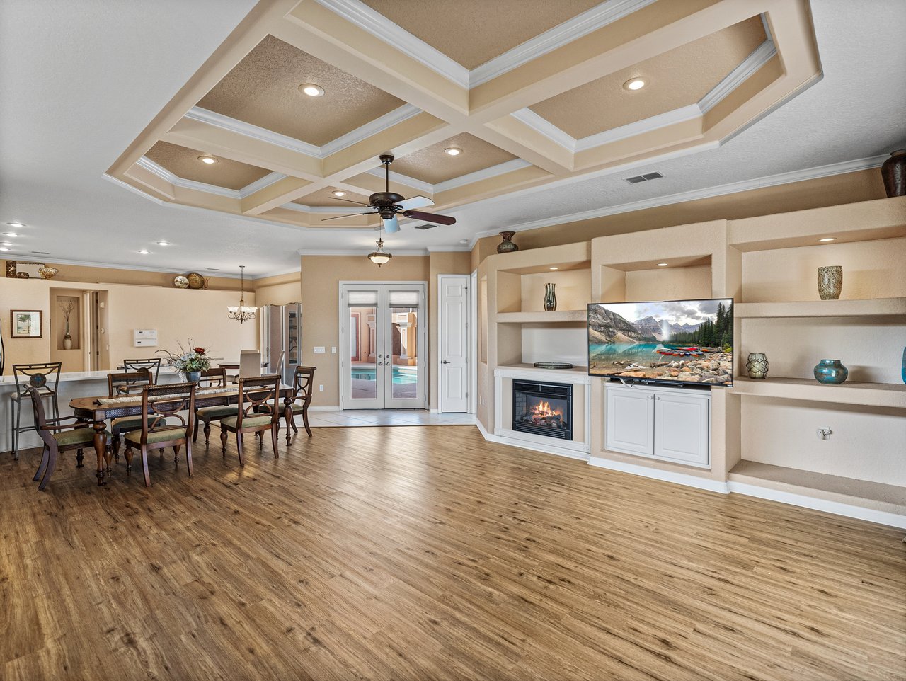 12333 WOODLANDS CIR