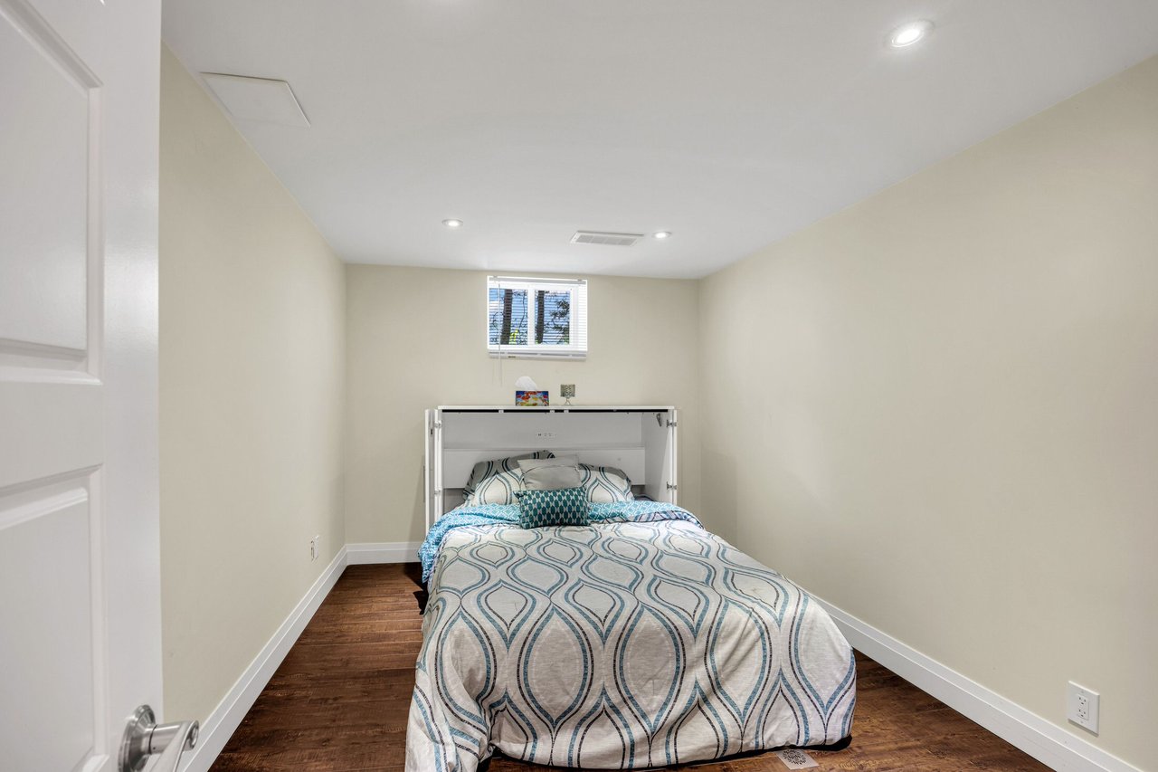 1441 Petrie Way
