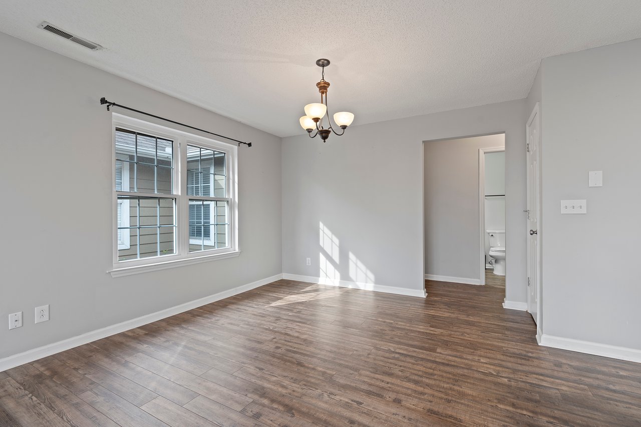 Madison Condo in Prime Location!